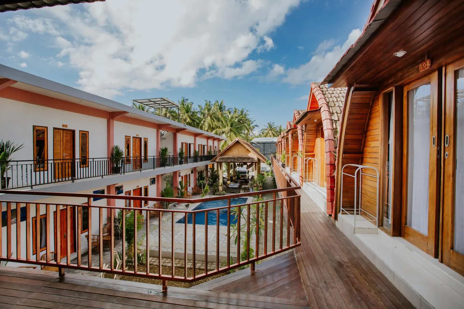 Corridor - Open Air - Rooftop - Nusa Penida Hotel Accommodation